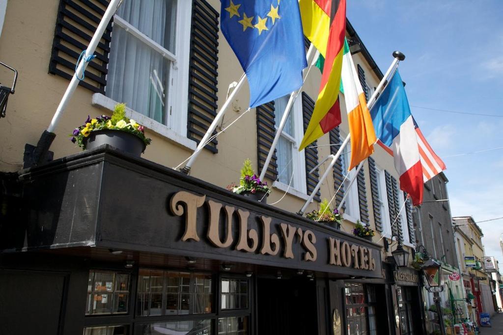 Castlerea Tully'S Hotel מראה חיצוני תמונה