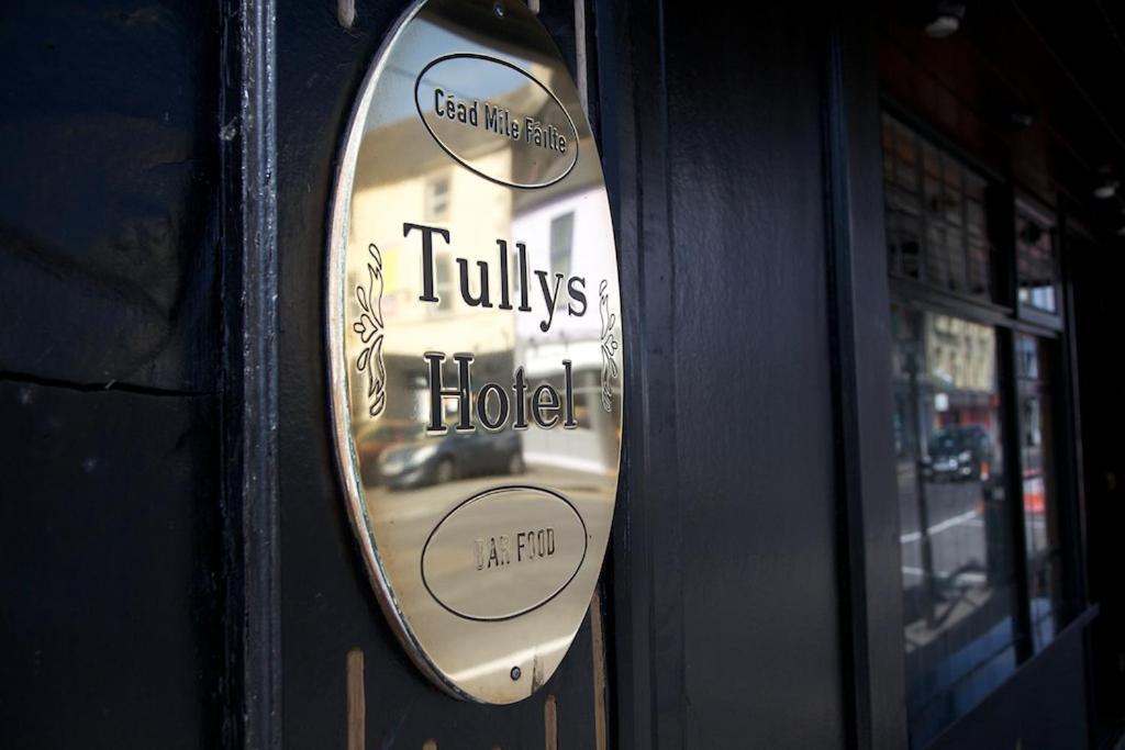 Castlerea Tully'S Hotel מראה חיצוני תמונה
