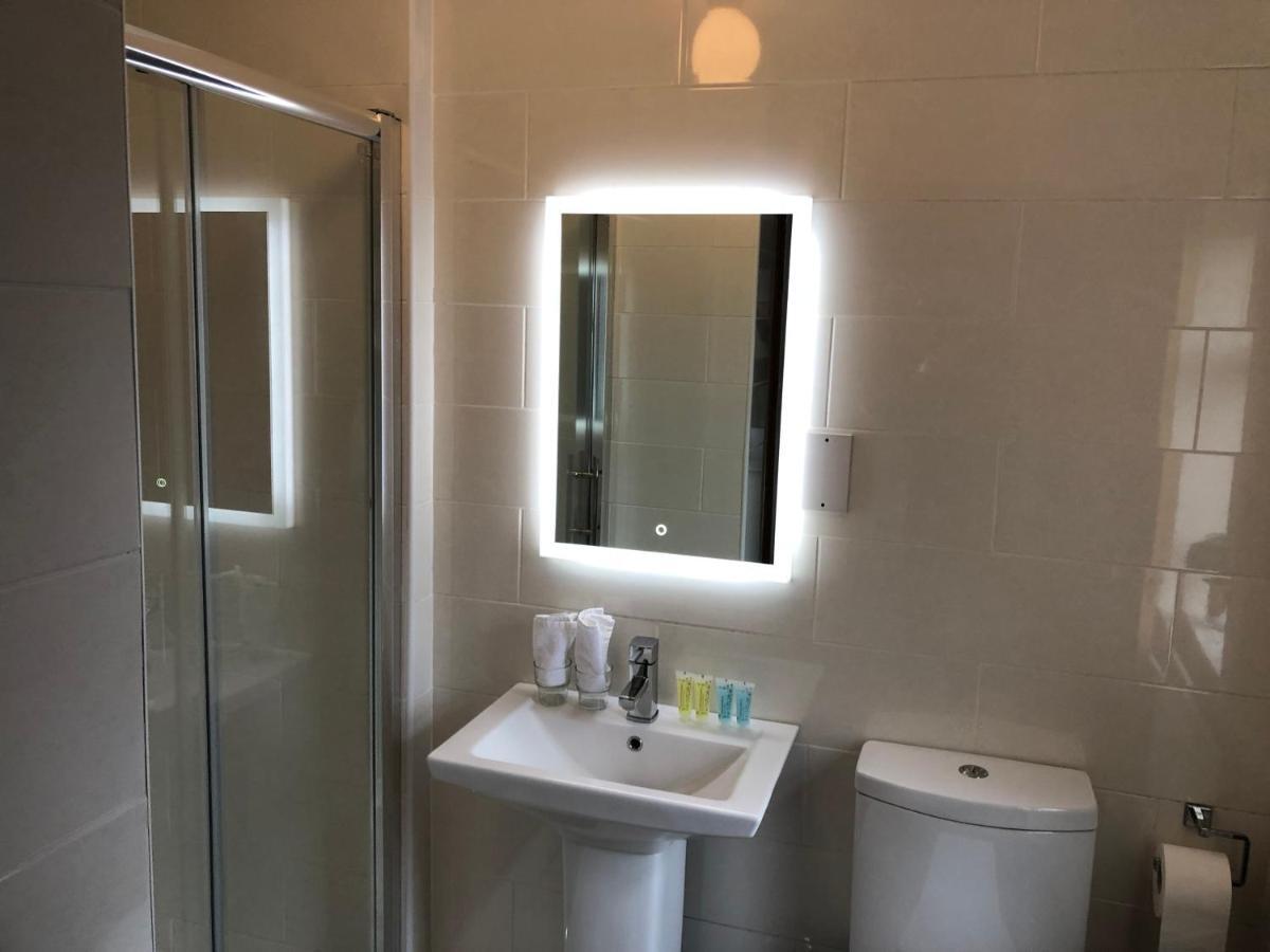 Castlerea Tully'S Hotel מראה חיצוני תמונה