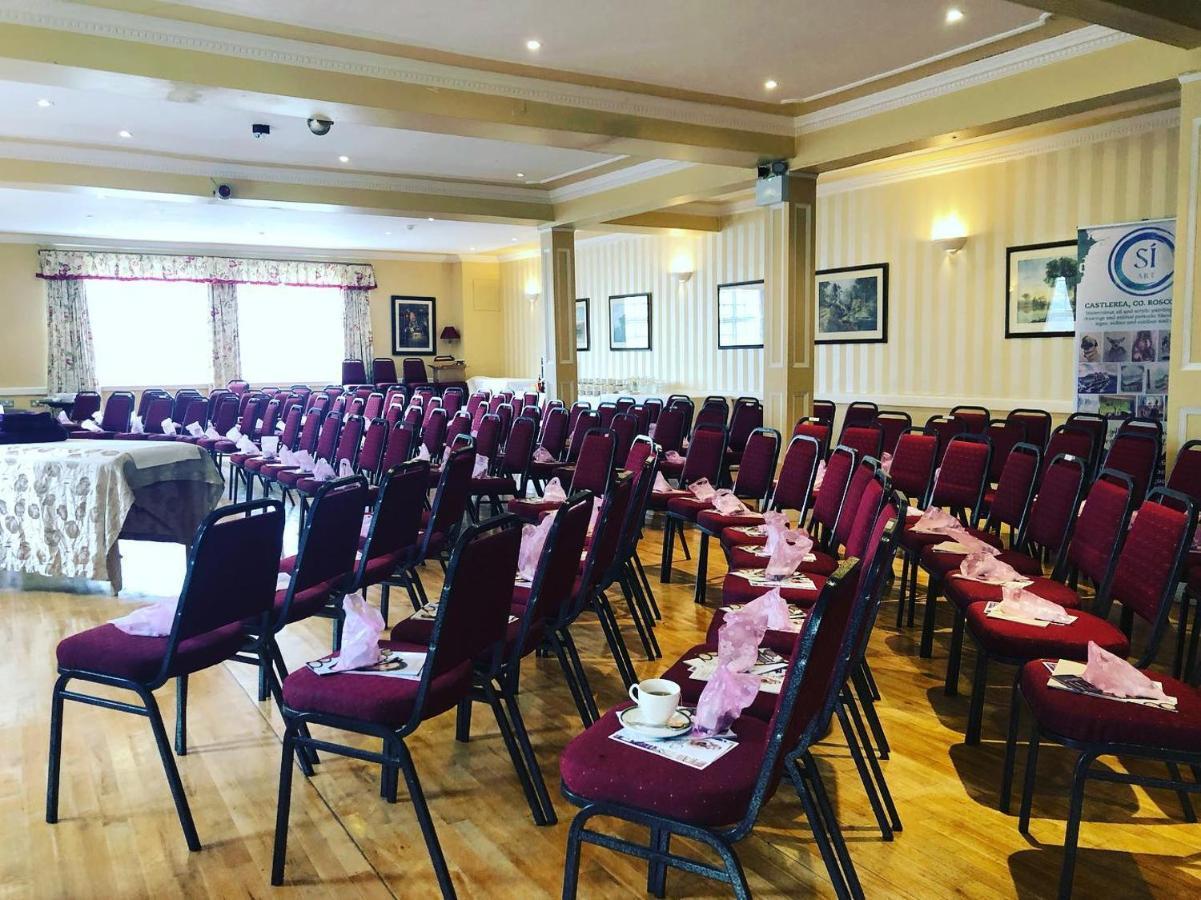 Castlerea Tully'S Hotel מראה חיצוני תמונה